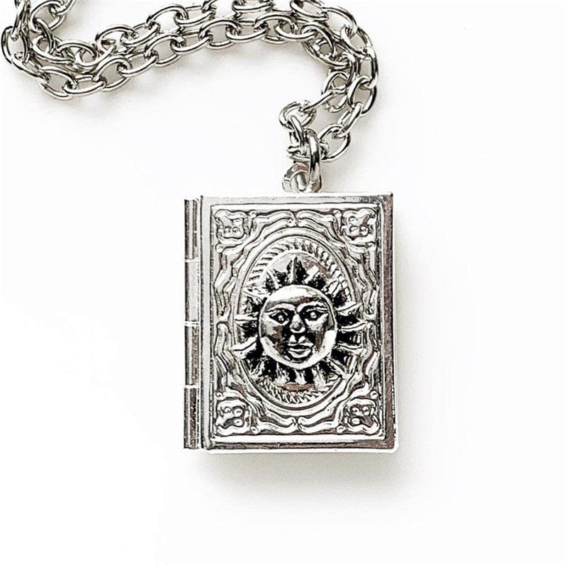 Mystic Guardians Enchanted Locket Collection