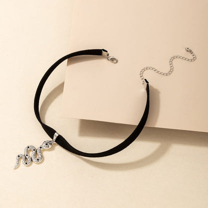 Serpent’s Whisper Choker
