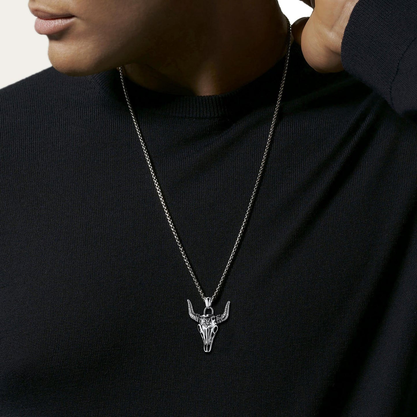 Flash Satanic Bull Cow Skull Necklace With Invert Pentagram for