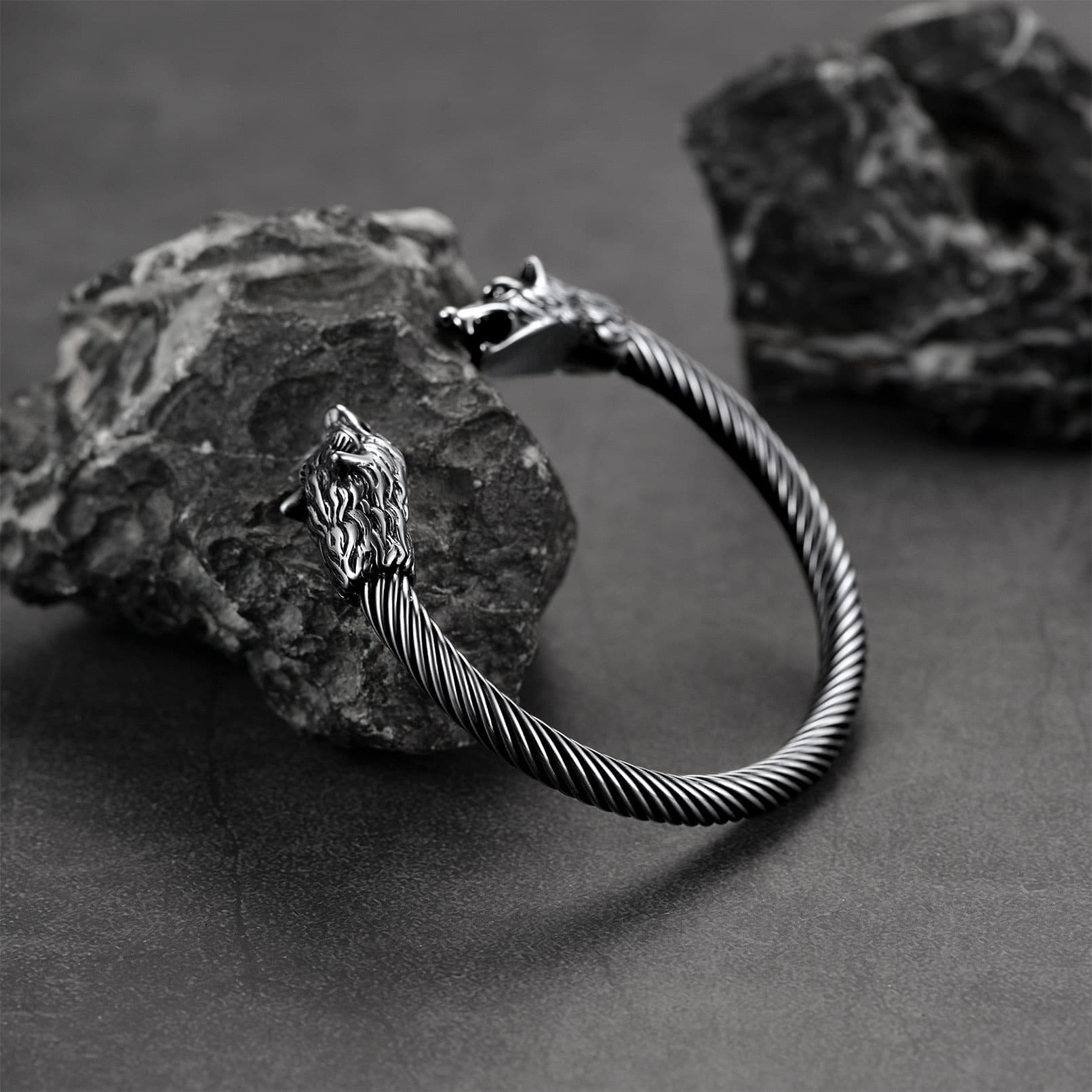 Viking Wolf Head Arm Ring Cuff Bracelet for