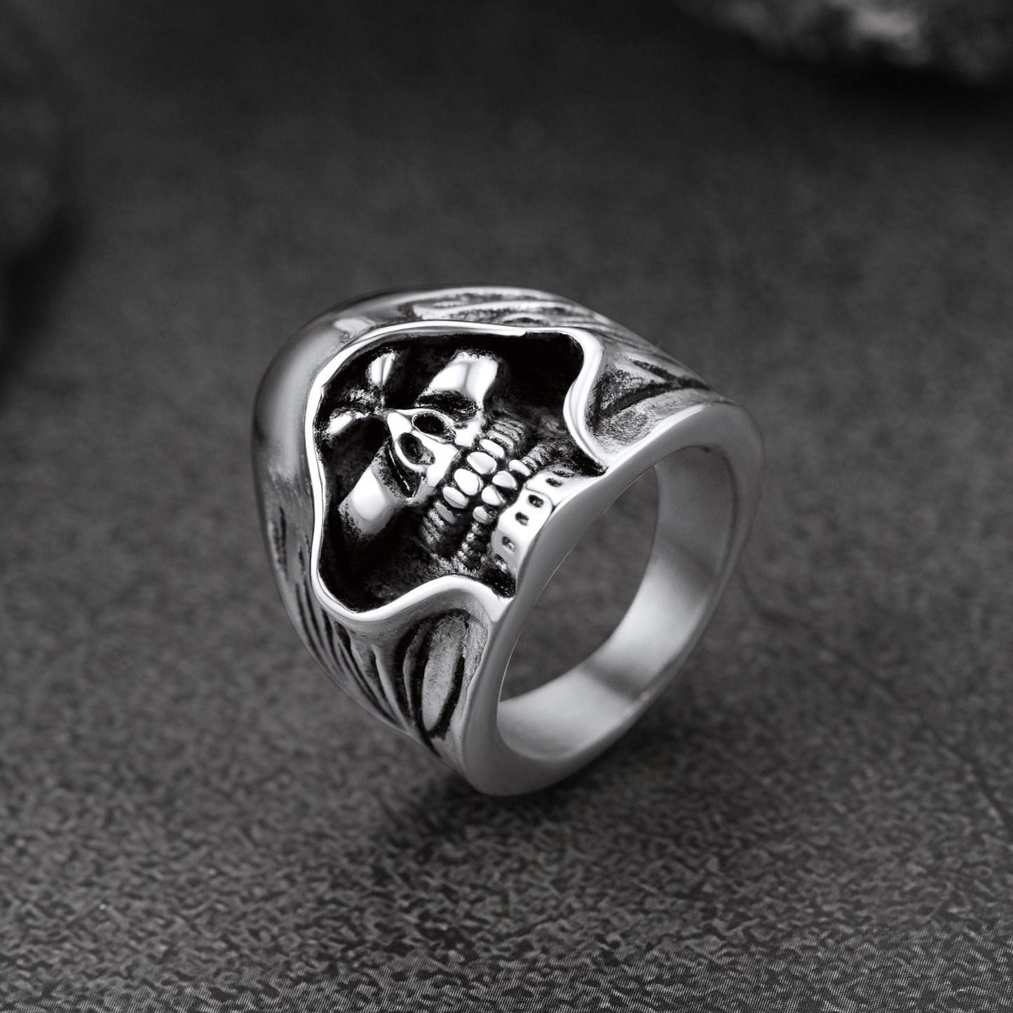 Gothic Grim Reaper Skull Ring for in Stainless Steel