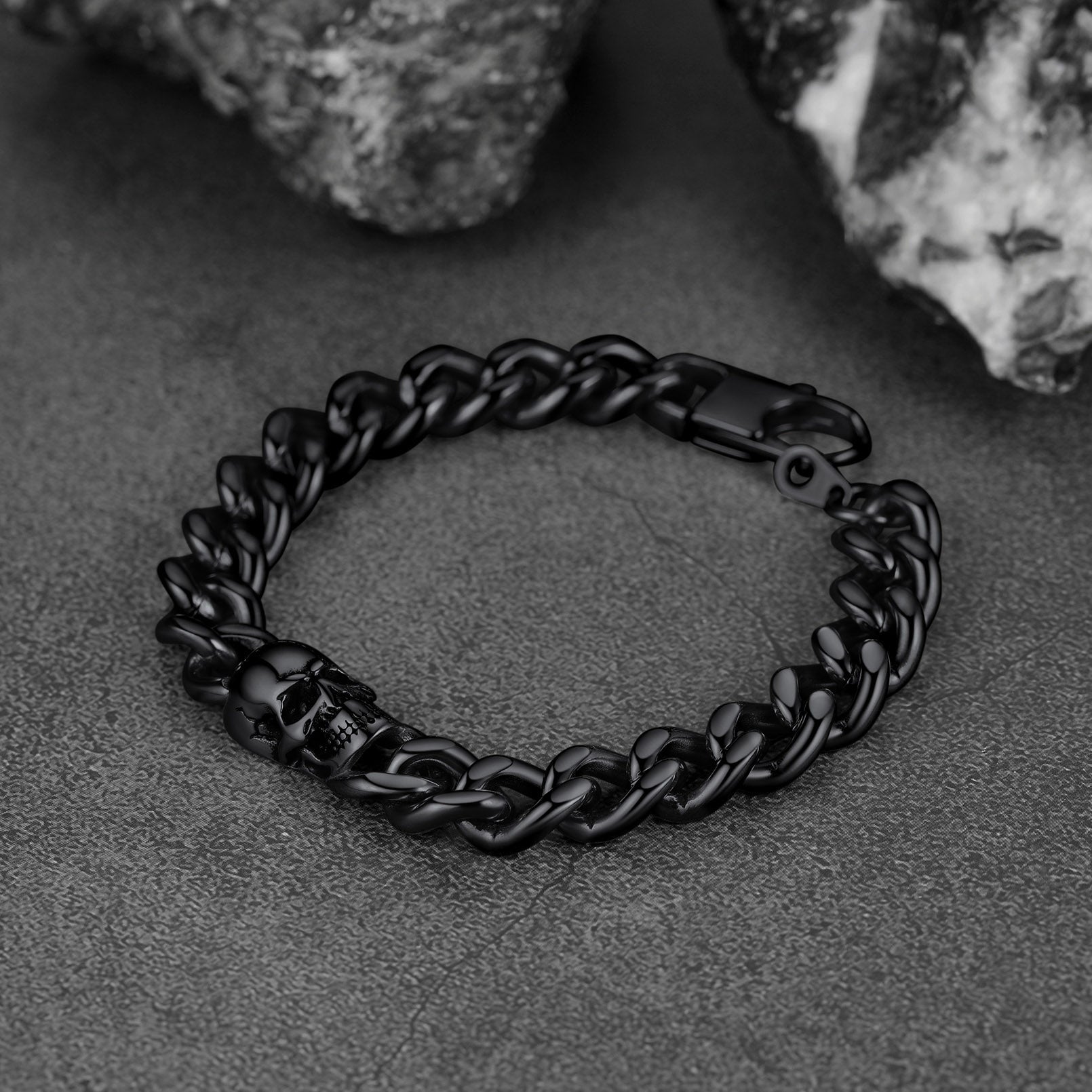Gothic Heavy Cuban Chain Skull Bracelet for in Stainless Steel
