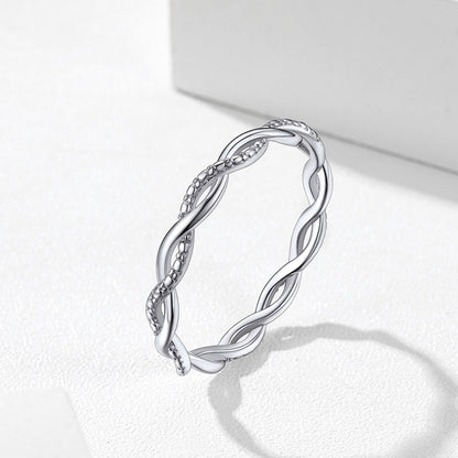 Sterling Silver Cubic Zirconia Twisted Band Ring for