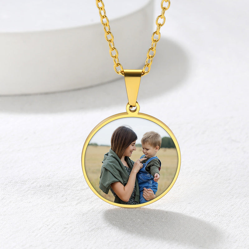 Customized Round Picture Necklace Memorial Gift for