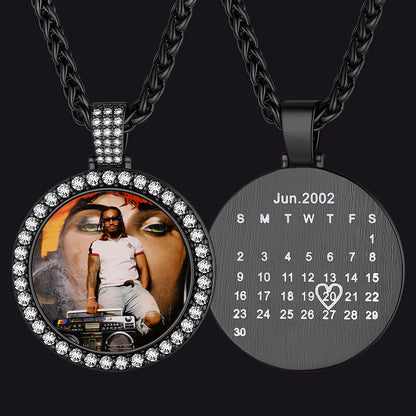 Customized Cz Picture Circle Chain Necklace With Calendar for