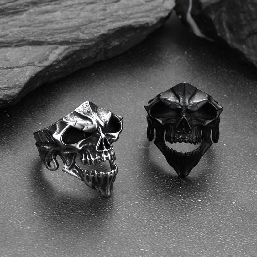 Gothic Skull Biker Rings for in Stainless Steel