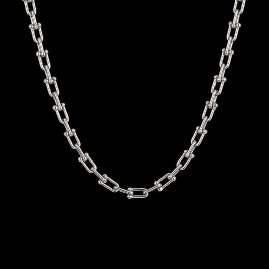 Rebels Clasp Necklace