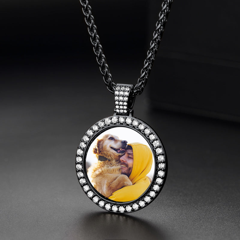 Customized Cubic Zircon Picture Circle Necklace Photo Pendant for
