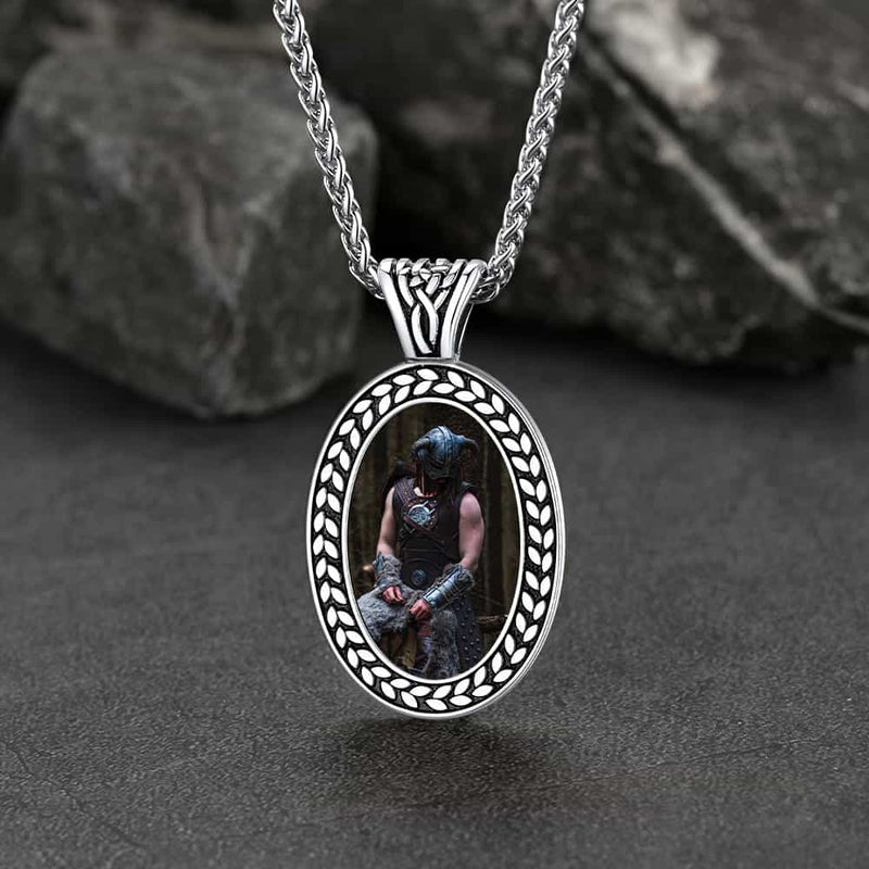 Oval Customized Photo Necklace With Picture for