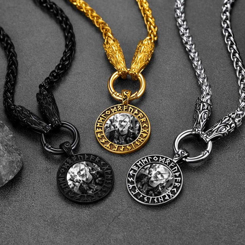Personalized Viking Picture Necklace With Wolf King Chain