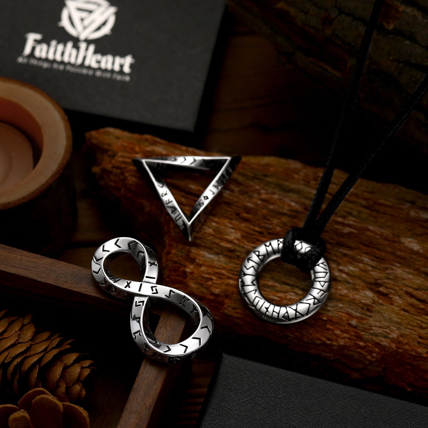 Viking Mobius Infinity Necklace Adjustable Leather Chain for