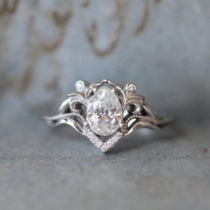 Witch’s Light Crystal Ring