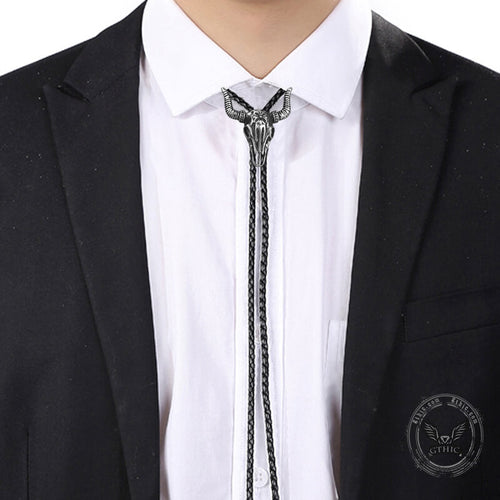 Bull Head Alloy Western Cowboy Bolo Tie