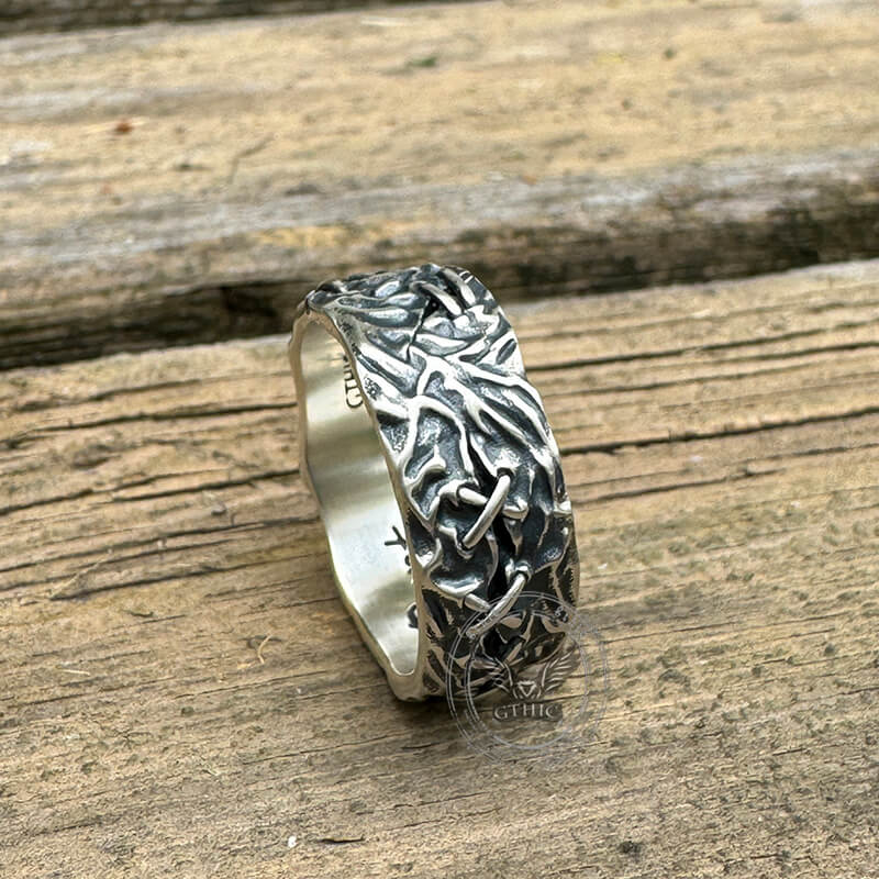 Crack Sew Knot Sterling Silver Ring