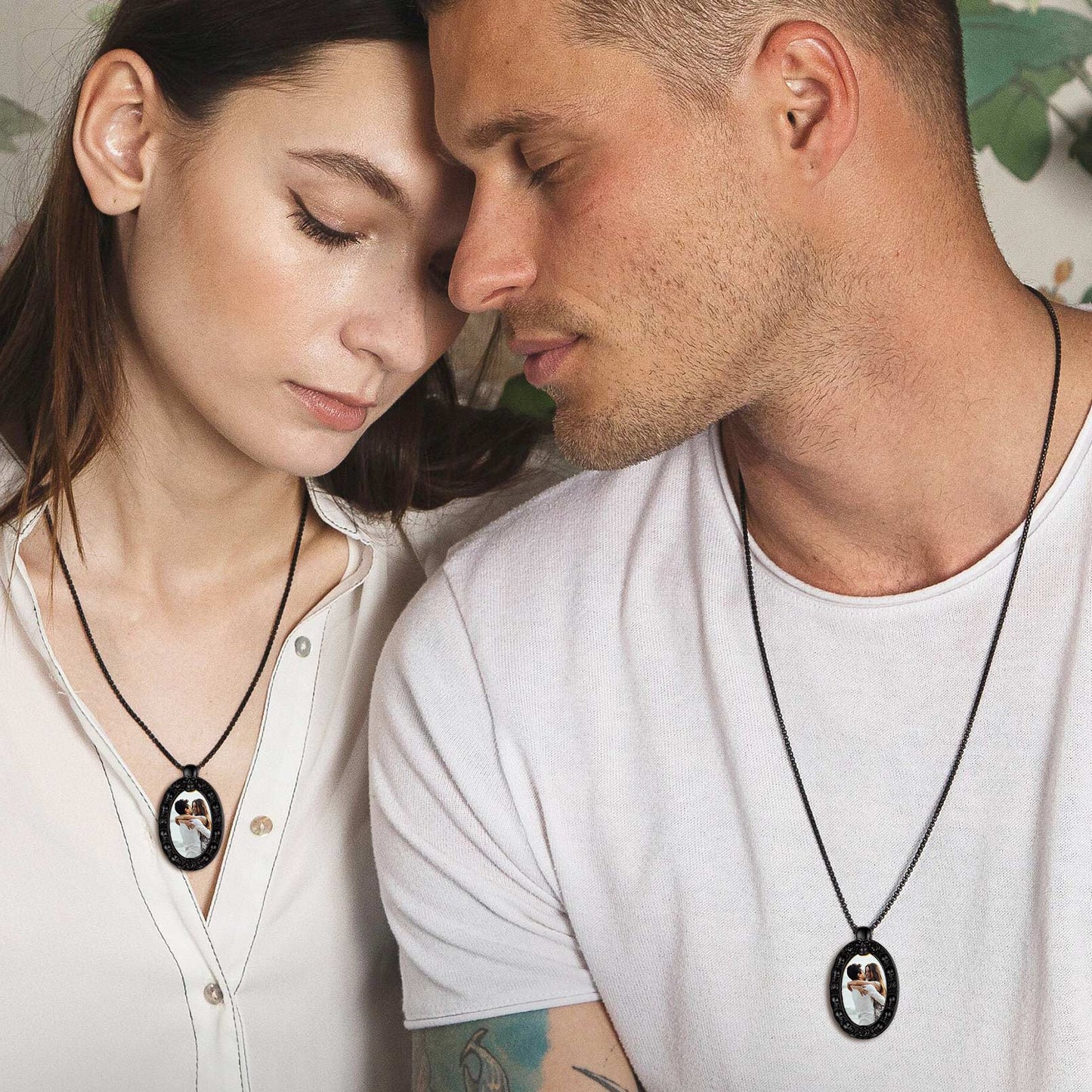 Personalized Photo Pendant Necklace With Skull for