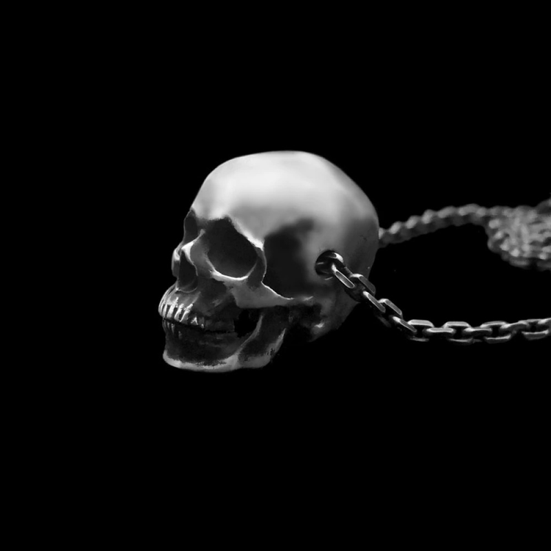 Gothic Pendant in the Form Humans Skull / Copper Silver Color Necklace