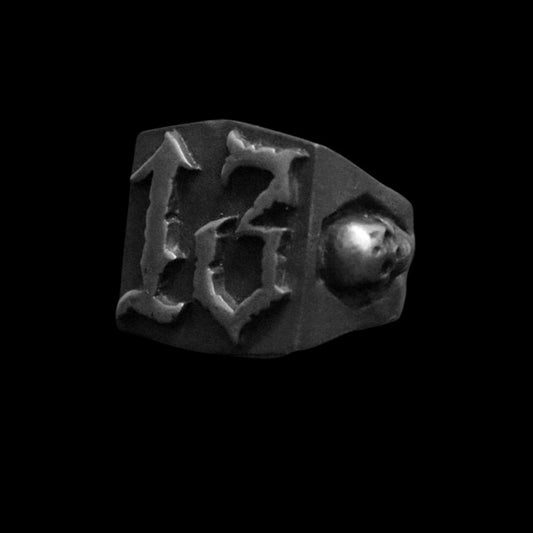 Gothic 13 Skull Ring