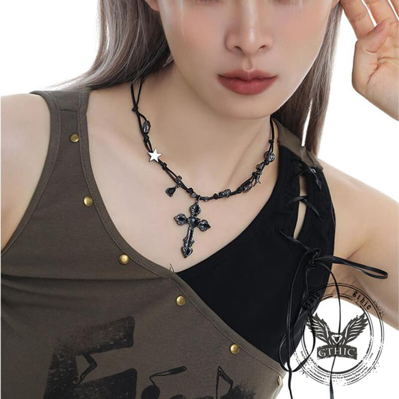 Gothic Black Gemstone Cross Alloy Clavicle Necklace