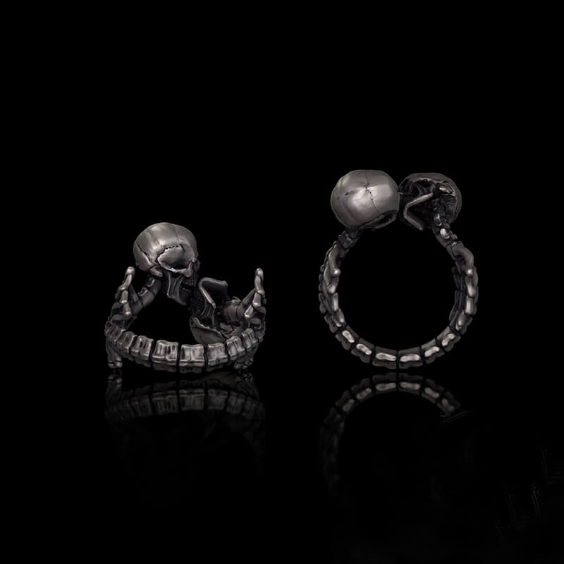 Gothic Love Kiss Sterling Silver Skull Ring