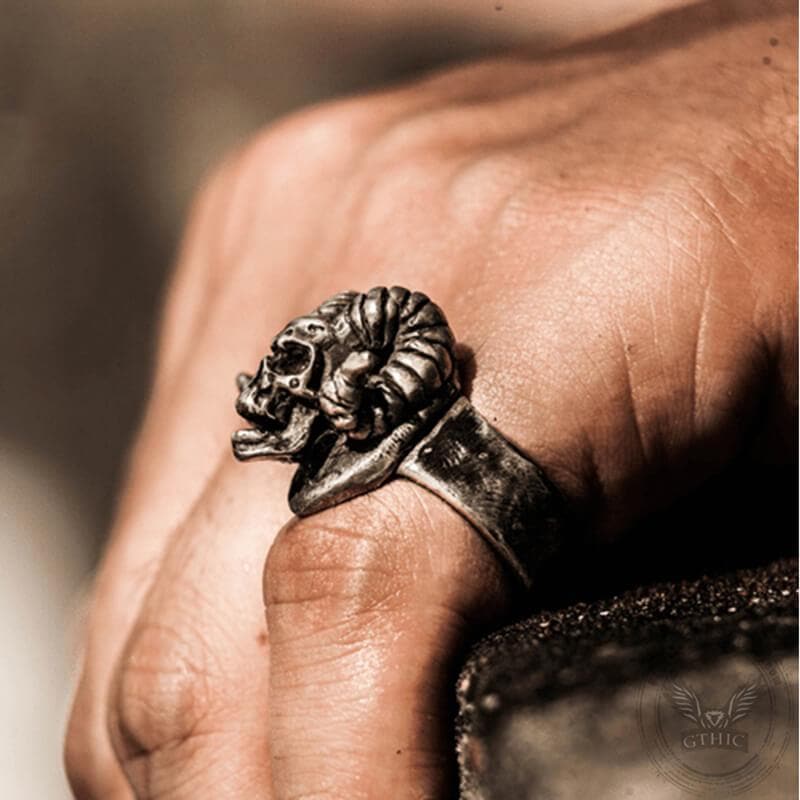 Horn Brass Skull Ring