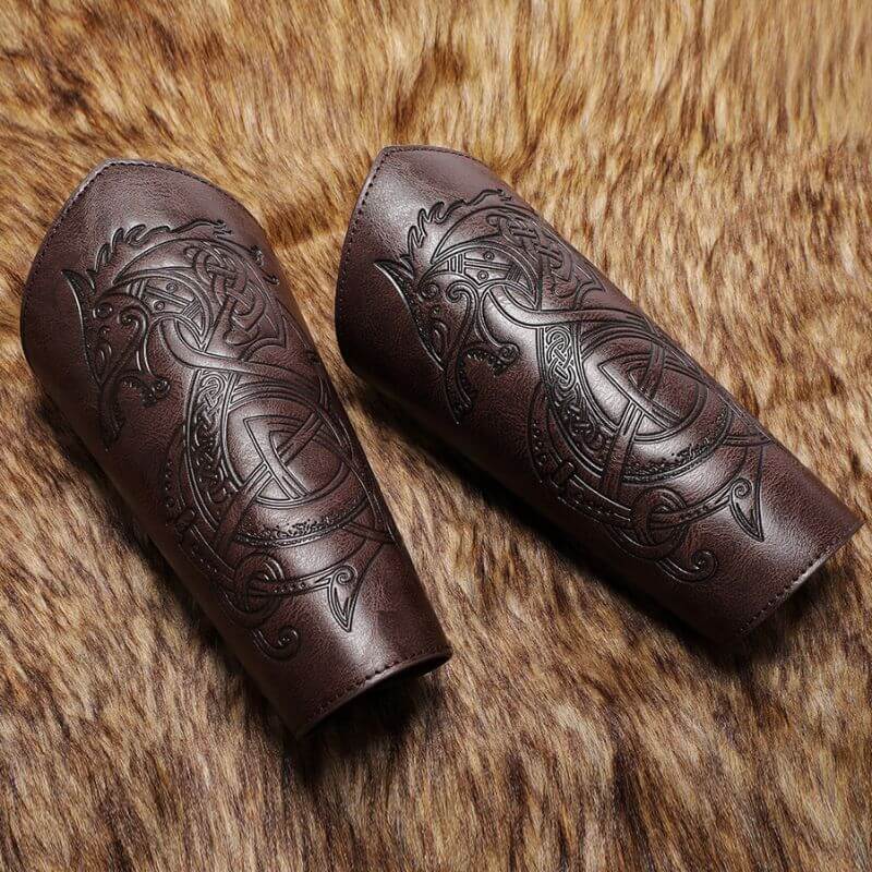 Medieval Retro Dragon Embossed Pu Leather Bracers