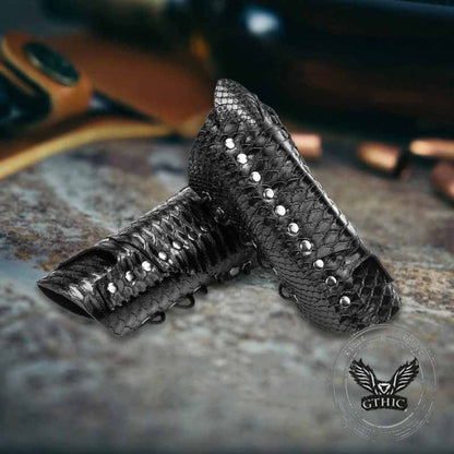 Medieval Retro Snake Pattern Pu Leather Bracers