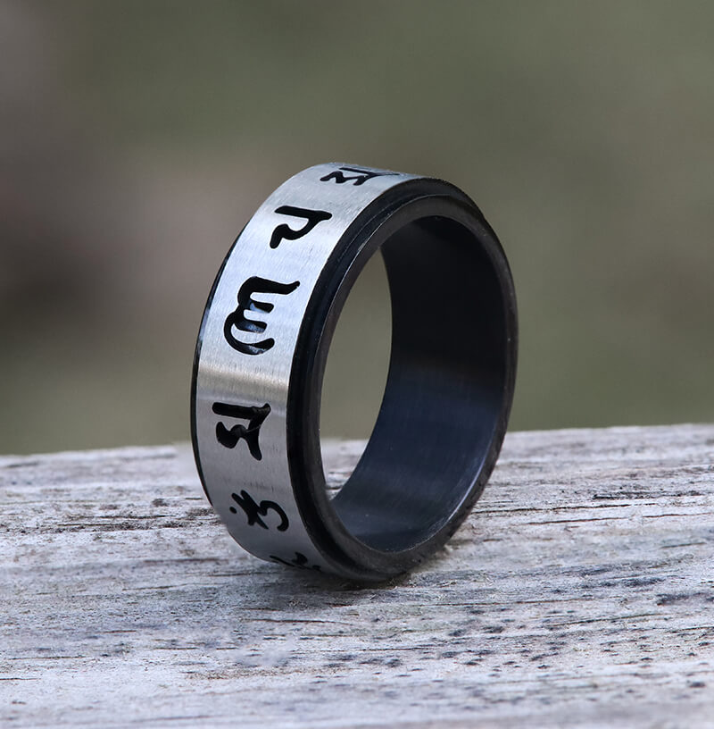 Six-word Mantra Stainless Steel Spinner Ring