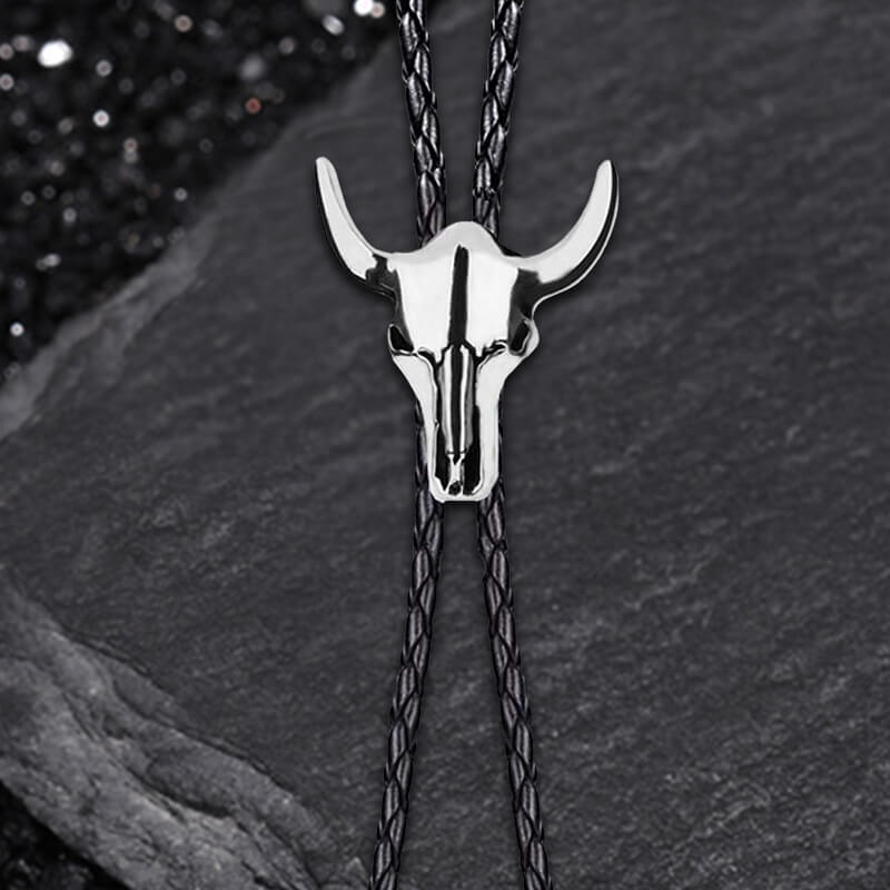 Bull Skull Western Cowboy Alloy Bolo Tie