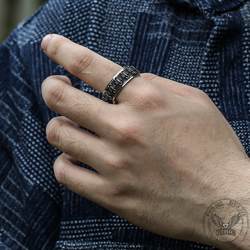Scorpion Stainless Steel Spinner Ring